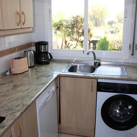 Piso A 10 Minutos Andando De Puerto Banus. Appartement